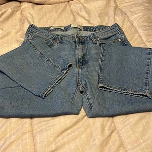 Universal thread, hi rise slim straight size 6/28 regular women’s jeans